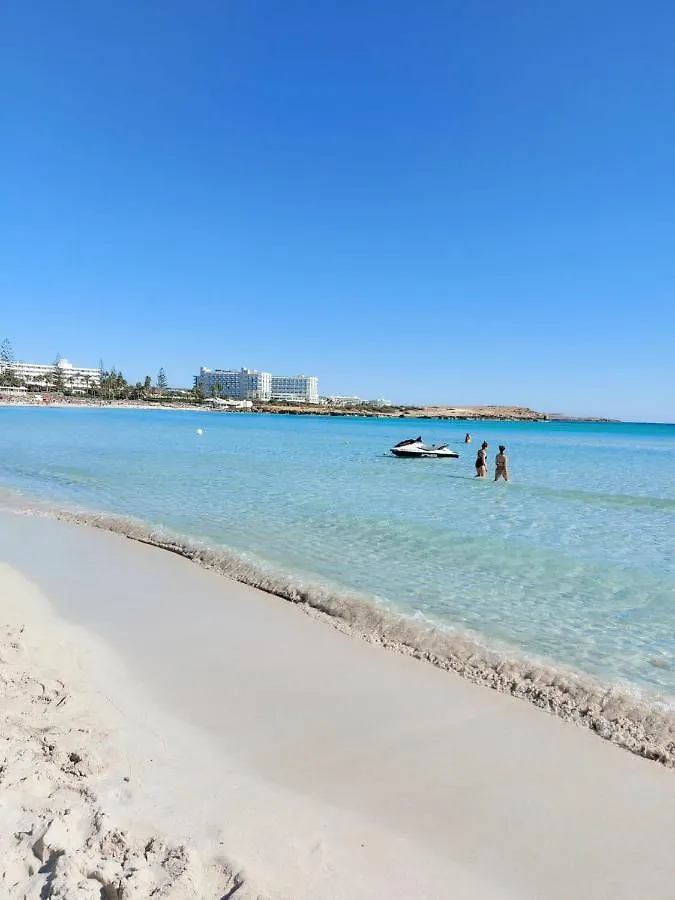 Denises Apartment Ayia Napa B3